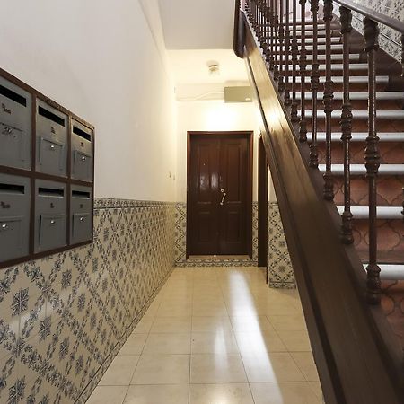 Typical Mouraria By Homing Apartment Lisbon Exterior photo