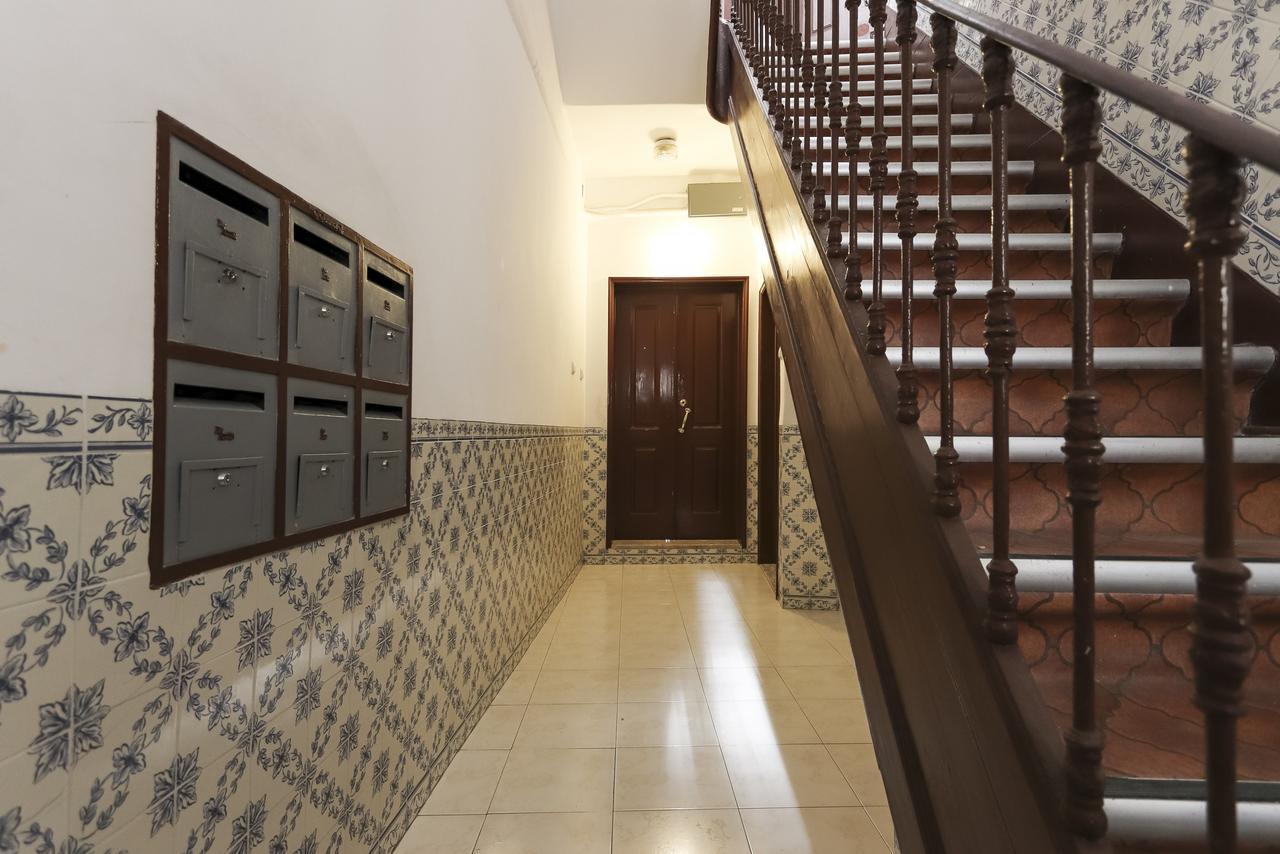 Typical Mouraria By Homing Apartment Lisbon Exterior photo