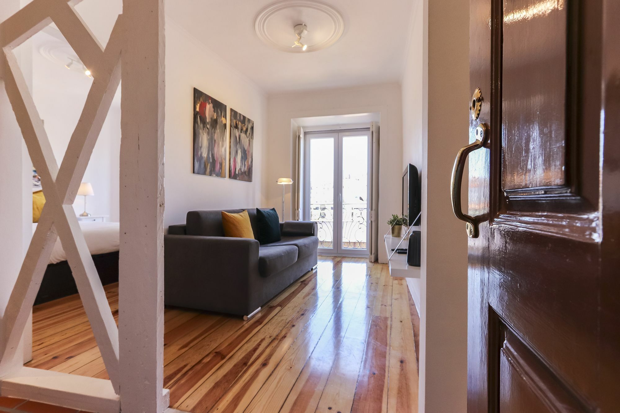 Typical Mouraria By Homing Apartment Lisbon Exterior photo